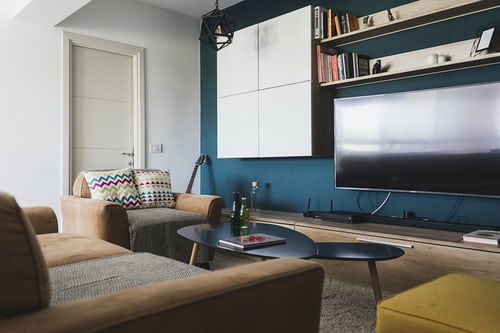 Installing a TV on your wall: what to know about it
